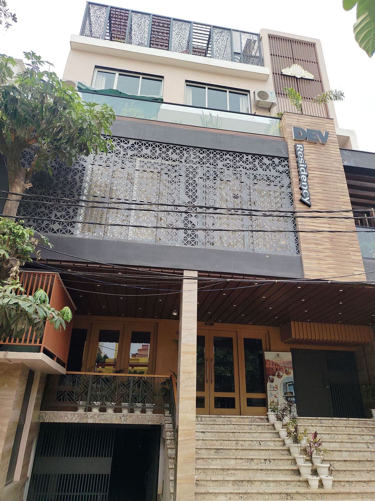 Hotel Dev Residency
